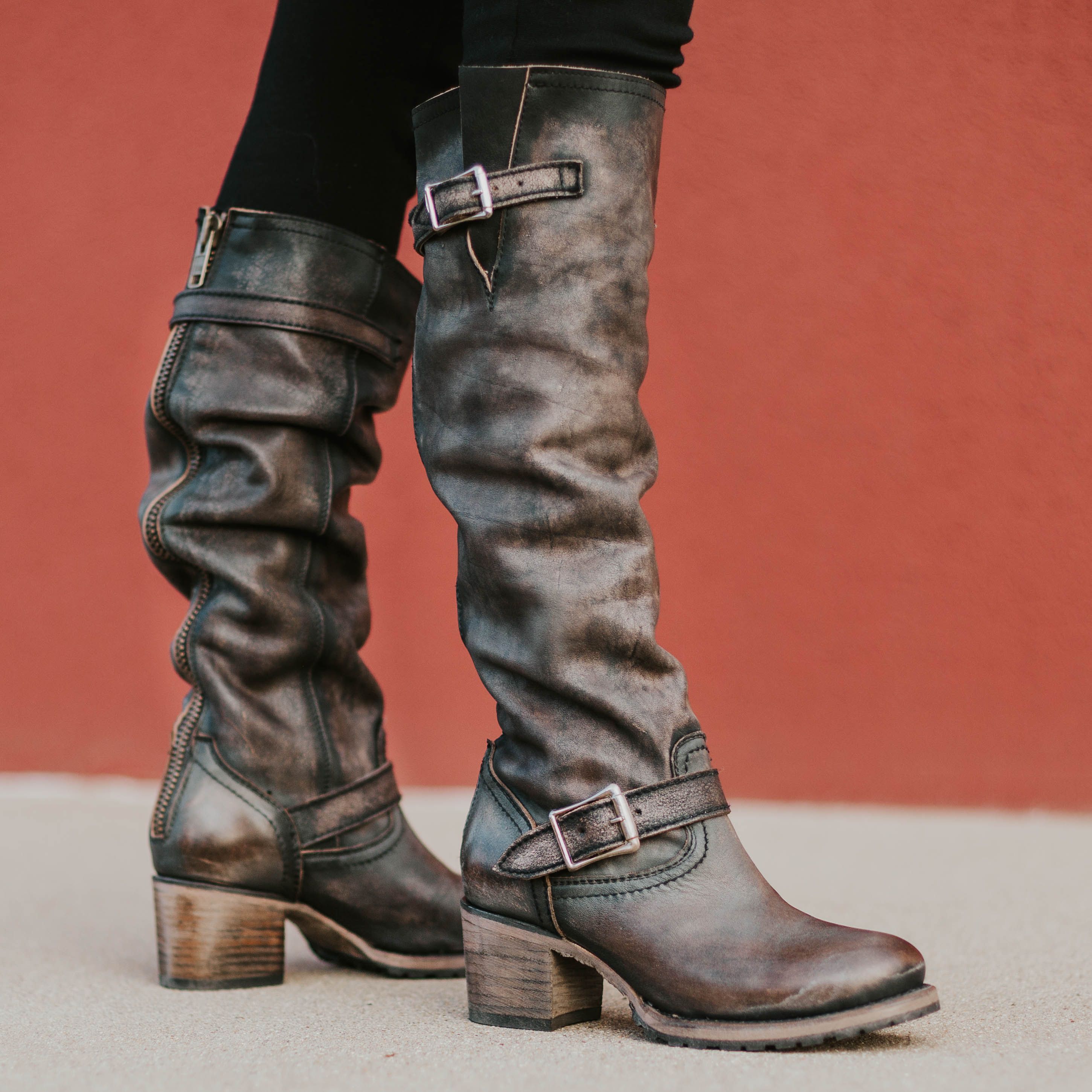 Womens crispen vintage leather mid boot