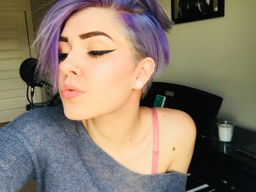 Sexy short hair girl selfie