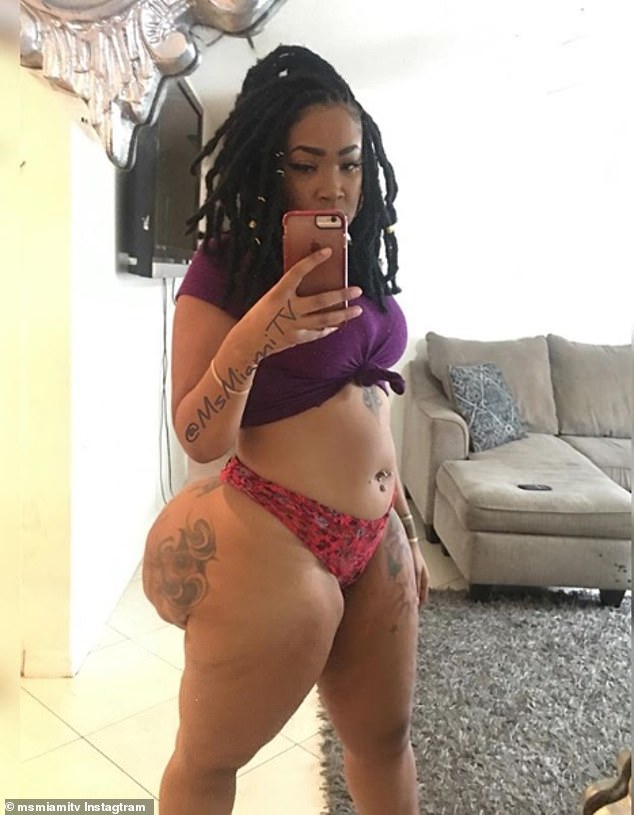 African big booty mom