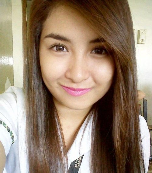 Cute filipina teen selfie