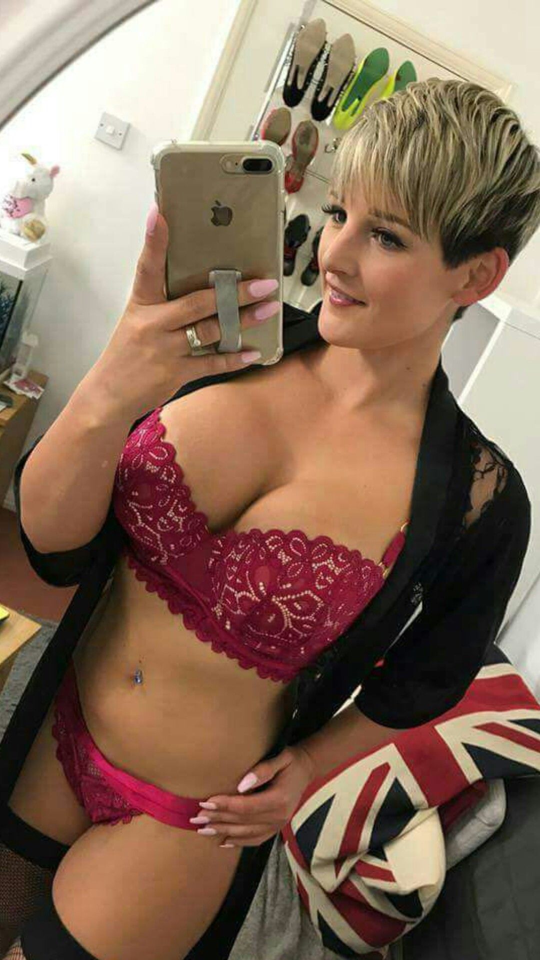 Sexy short hair girl selfie