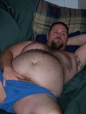Nude ebony chubby stocky man