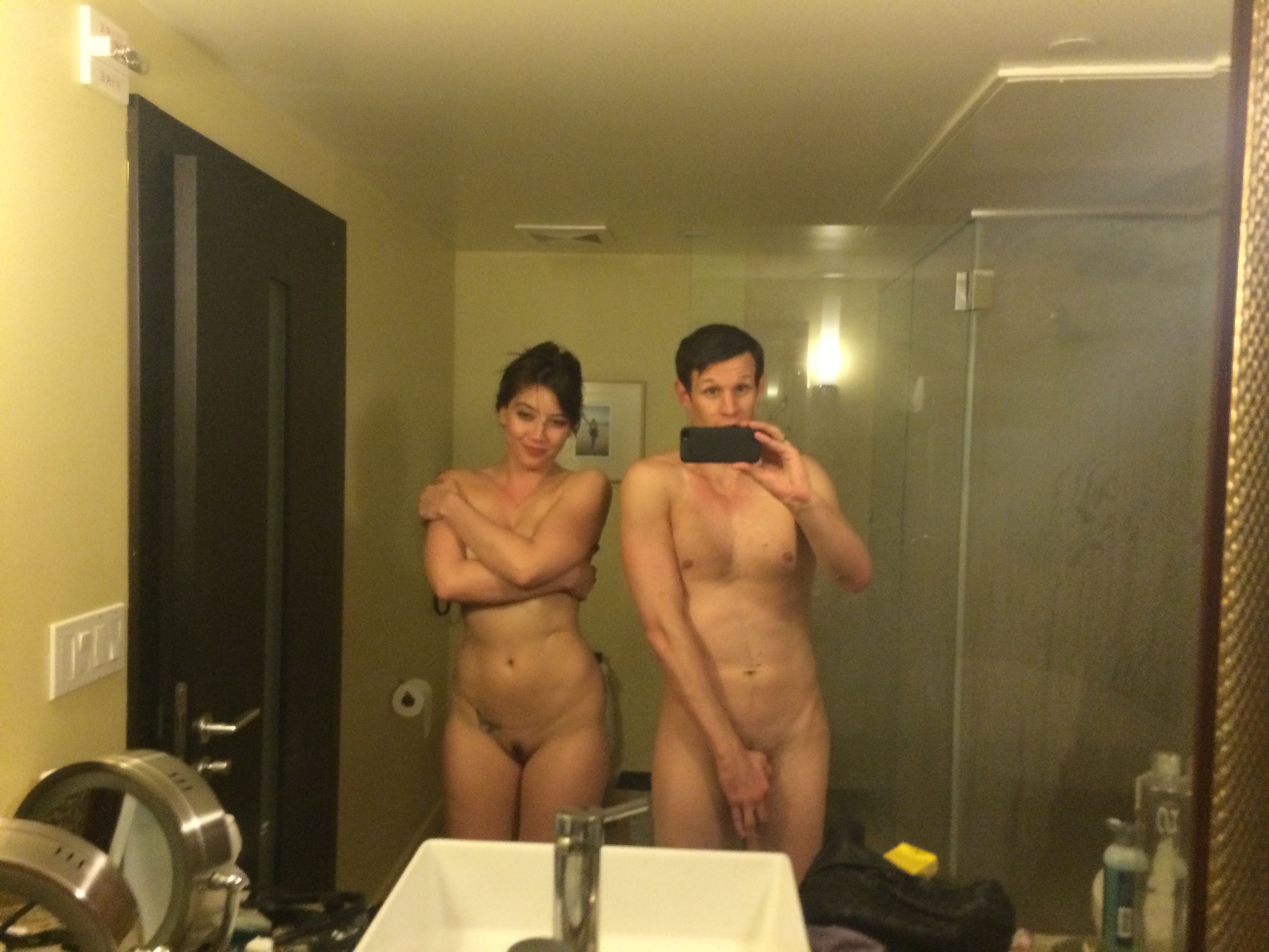 Hanner montaner fully naked uncensored