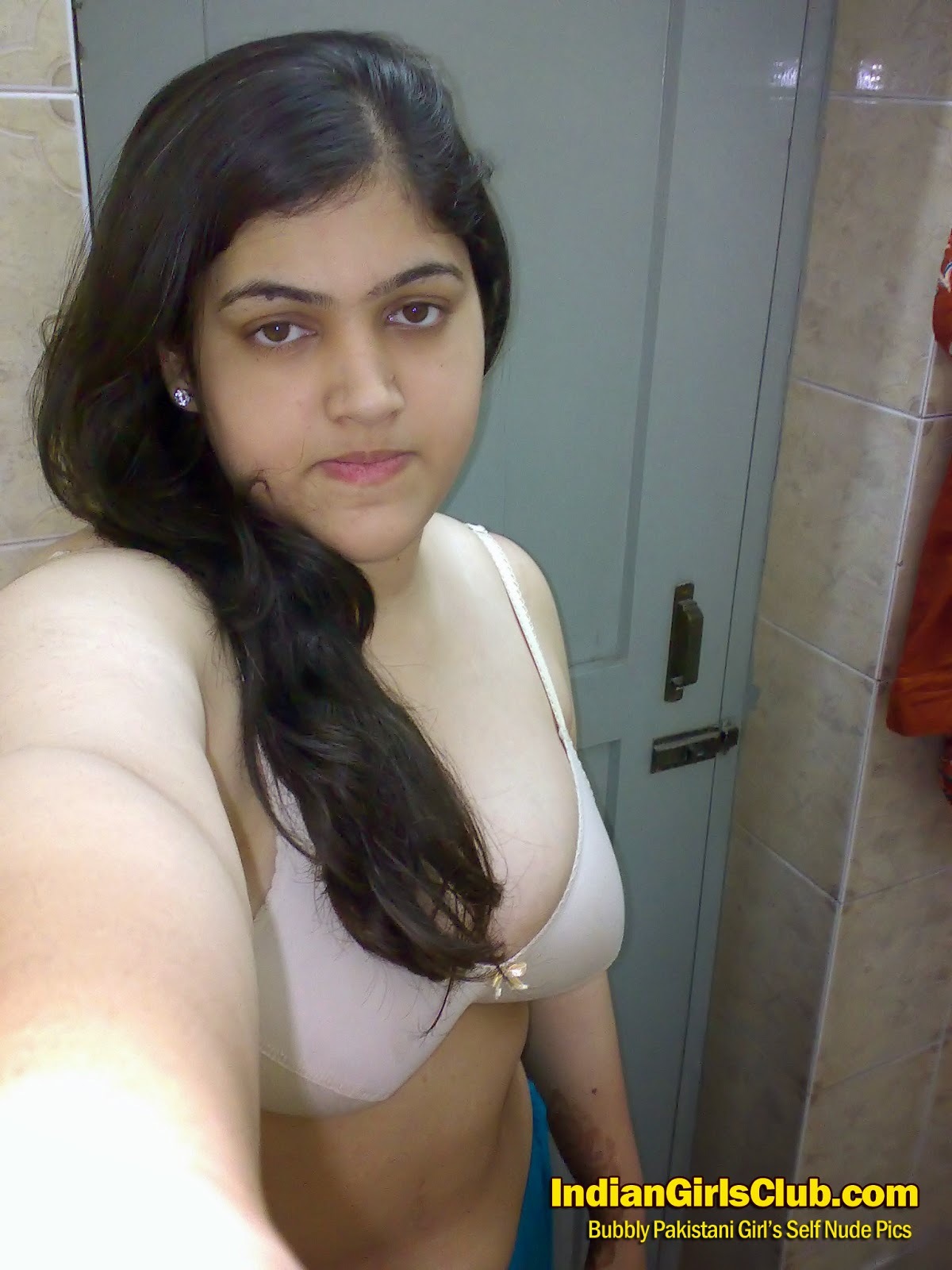 Pakistani Girl Naked On Webcam