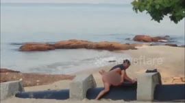 Ladies naked sex beach