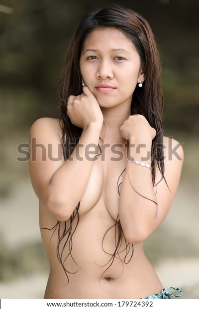 Asian nude woman young