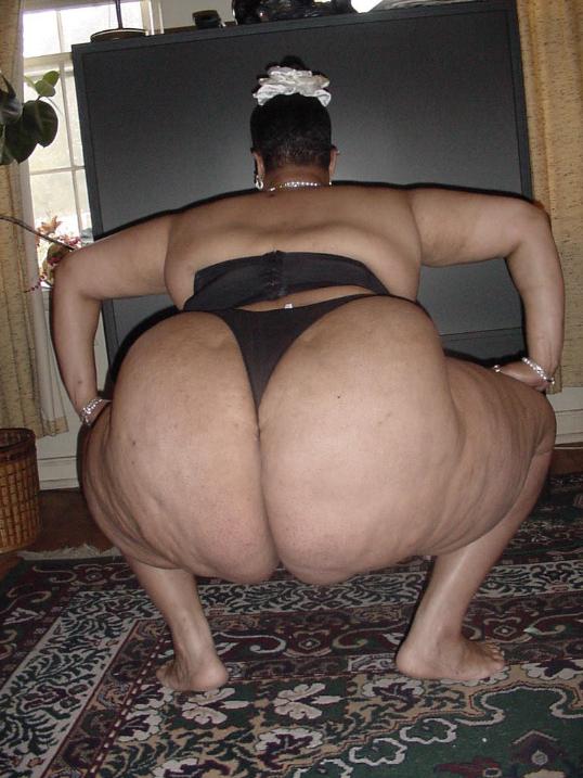 Big butt grannies nude