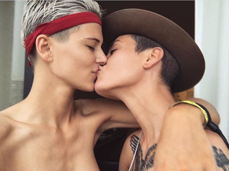 Lesbian site terra. es