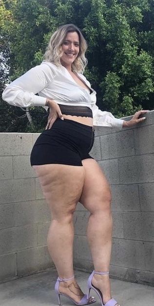 Mature with big sexy thighs