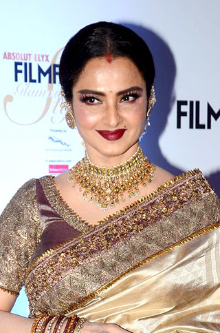 Actress rekha aastha movie