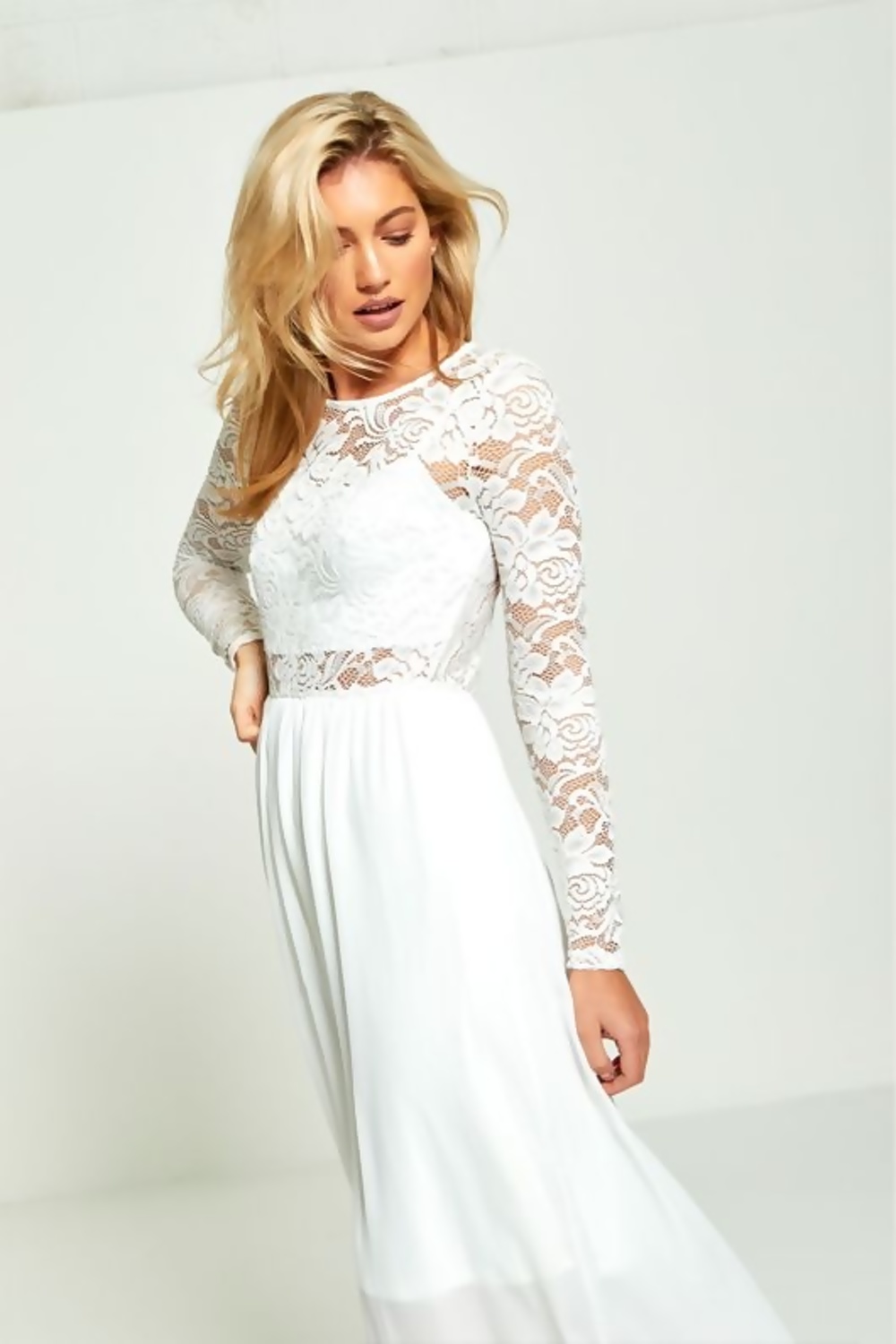 White long sleeve maxi dress