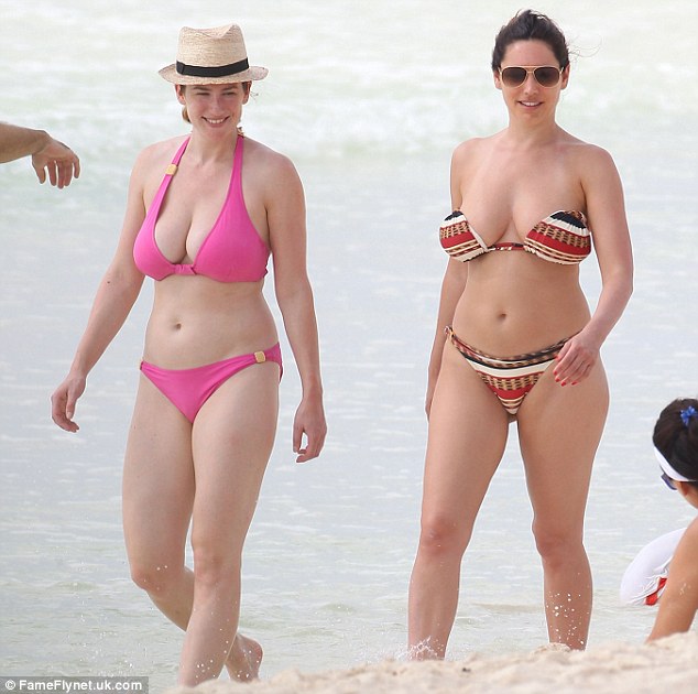 Kelly brook topless mexico
