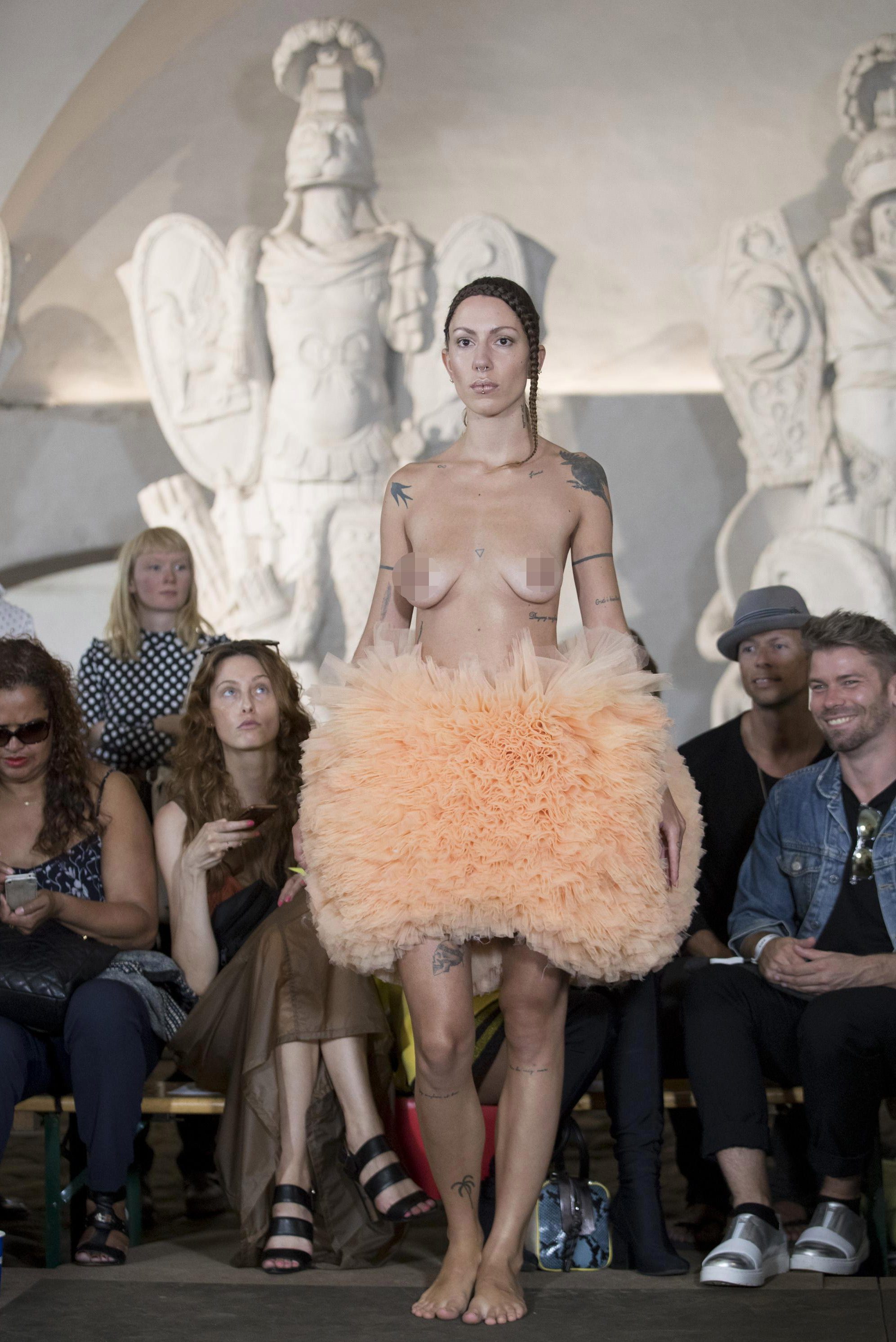 Fashion runway models nude