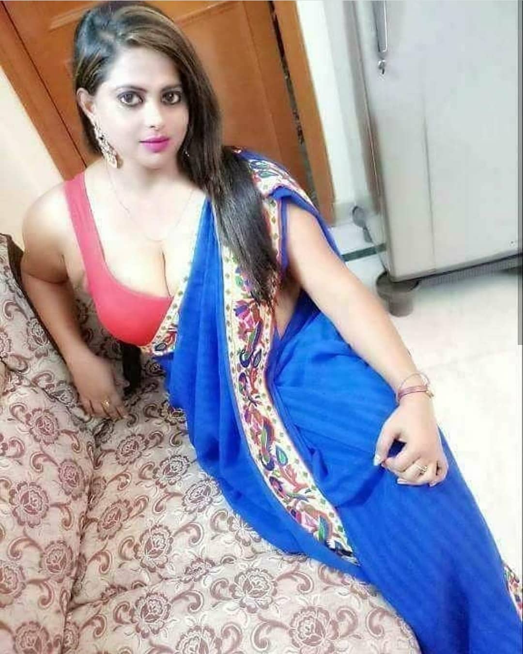 Indian aunties photos in dress