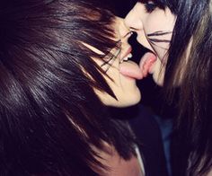 Cute emo lesbians kissing