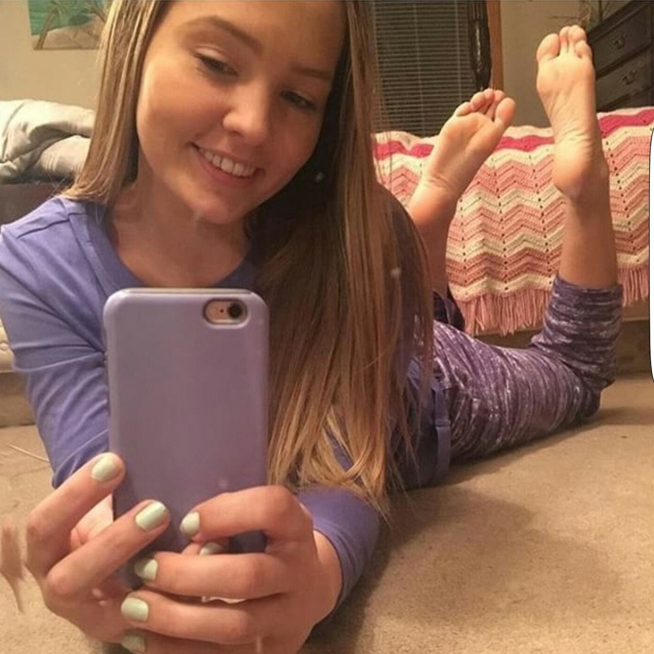 Sexy girl feet selfie