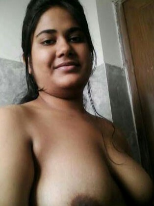 Bhabhi big chuchi nude.